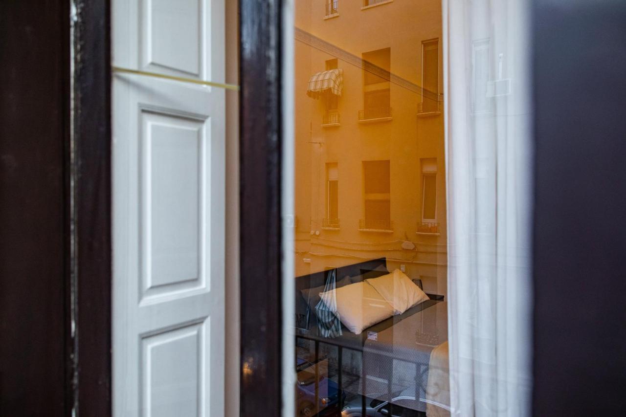Casa Dei Visionari Διαμέρισμα Μπάρι Εξωτερικό φωτογραφία